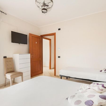 Giramondo Guest House Fiumicino Luaran gambar