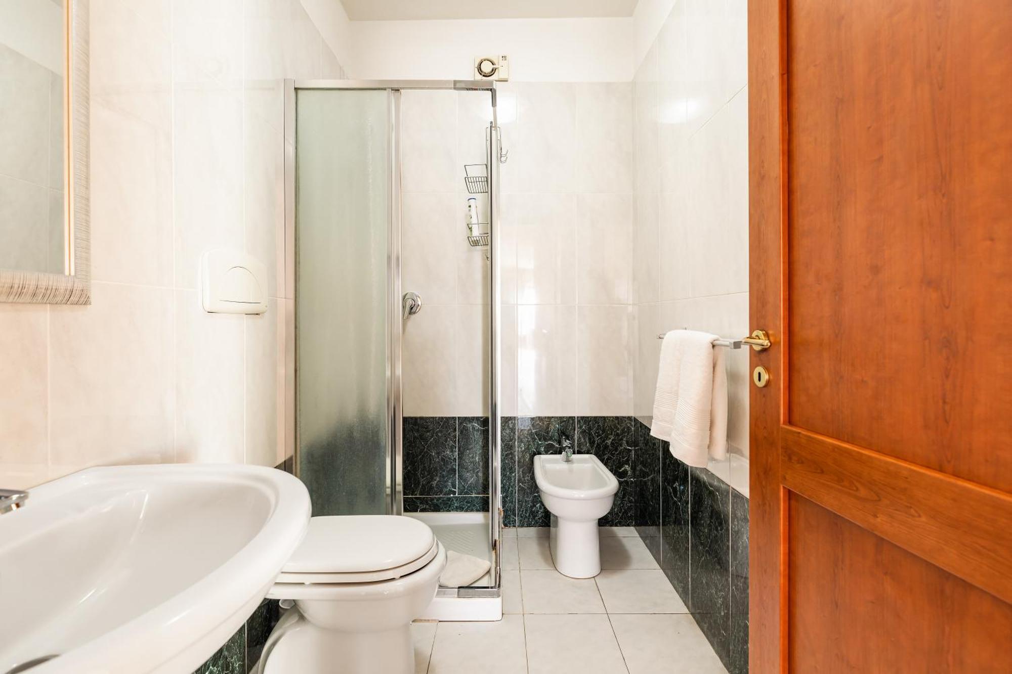 Giramondo Guest House Fiumicino Luaran gambar