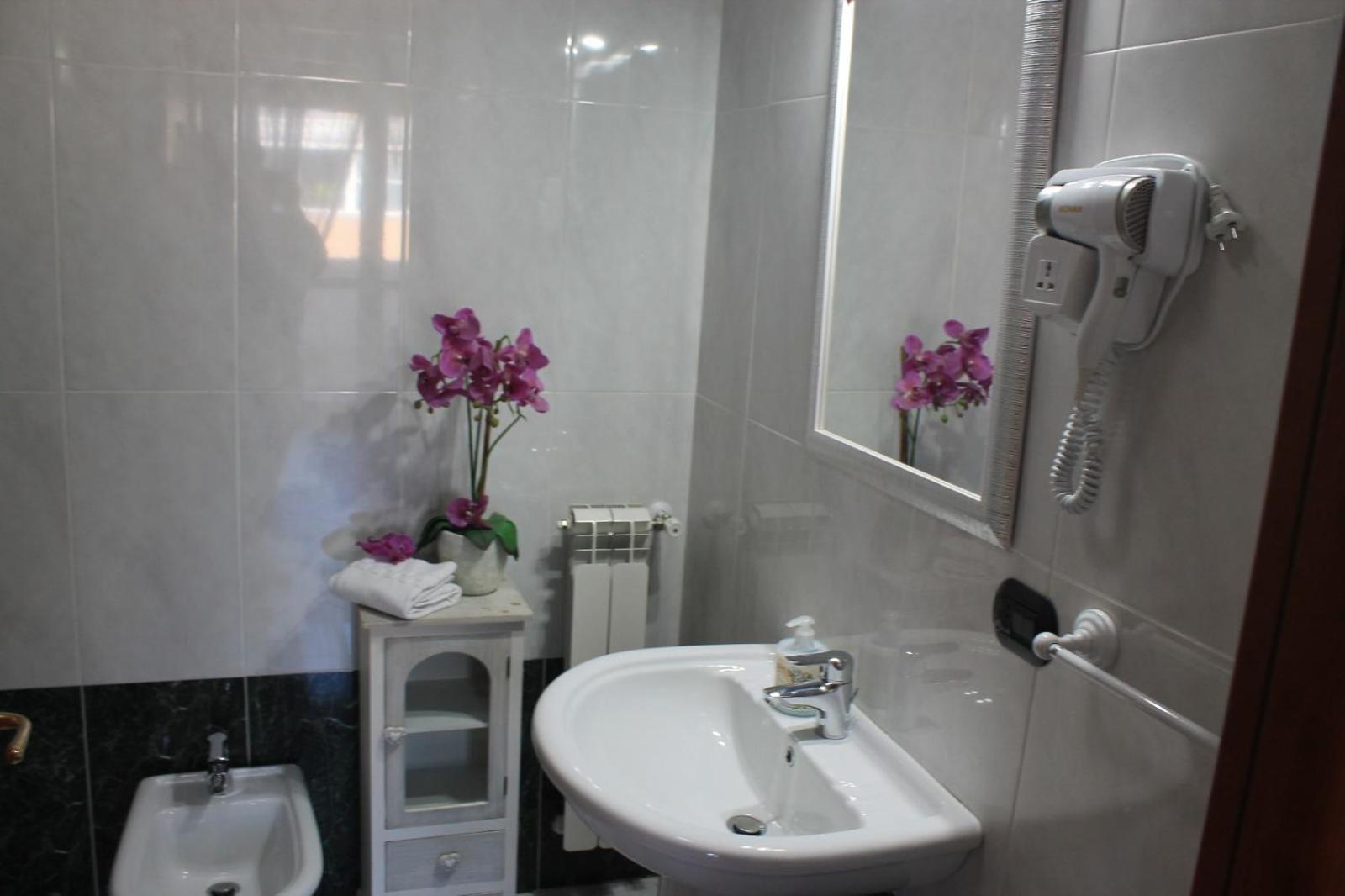 Giramondo Guest House Fiumicino Luaran gambar
